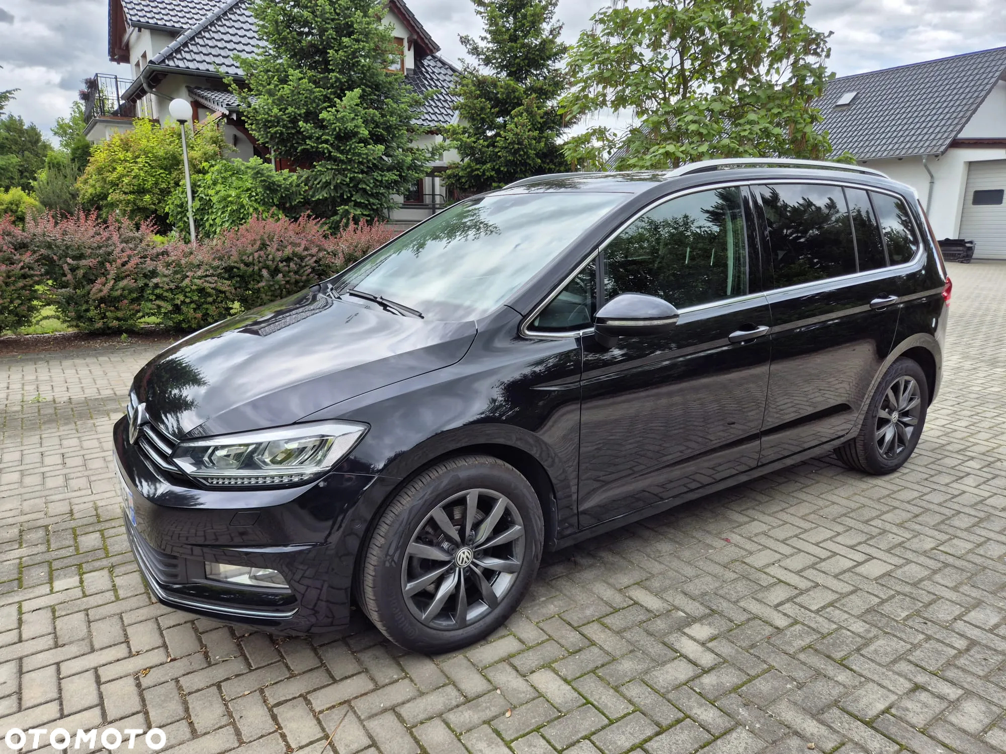 Volkswagen Touran 2.0 TDI BMT Highline - 3