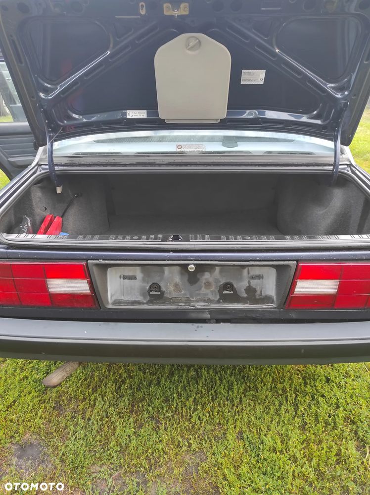 BMW Seria 3 316i - 5