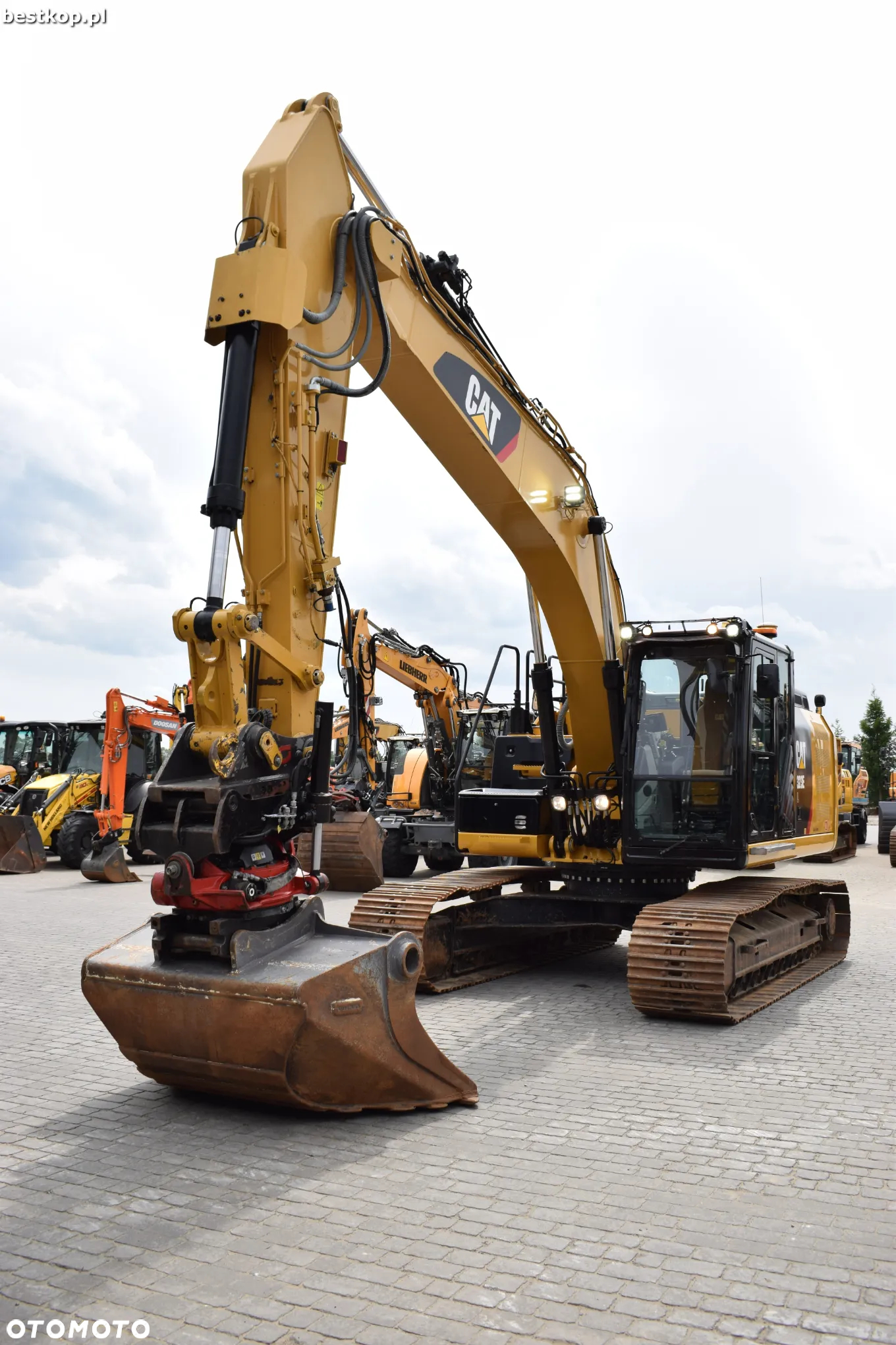 Caterpillar 323EL - 15