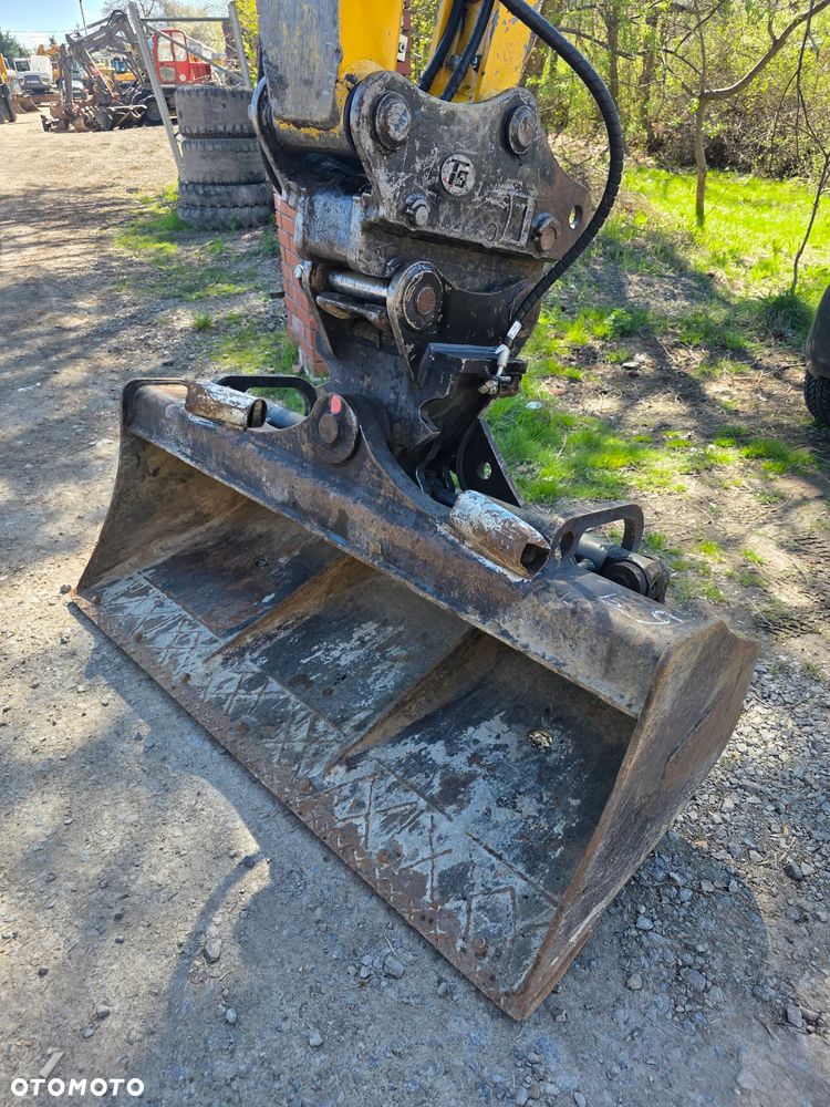Komatsu PW 98MR-10 - 11