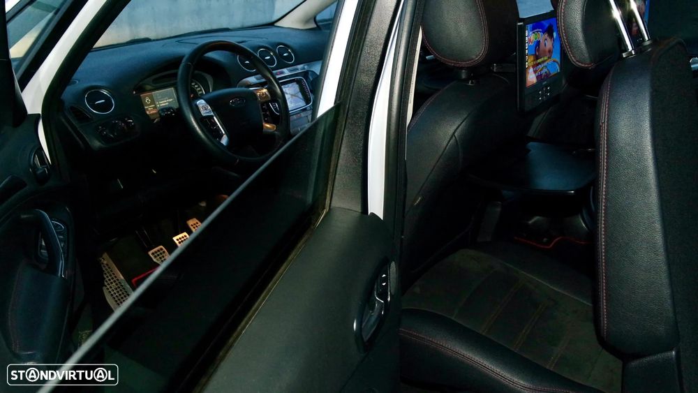 Ford S-Max 2.0 TDCi Titanium Busine.7L - 54