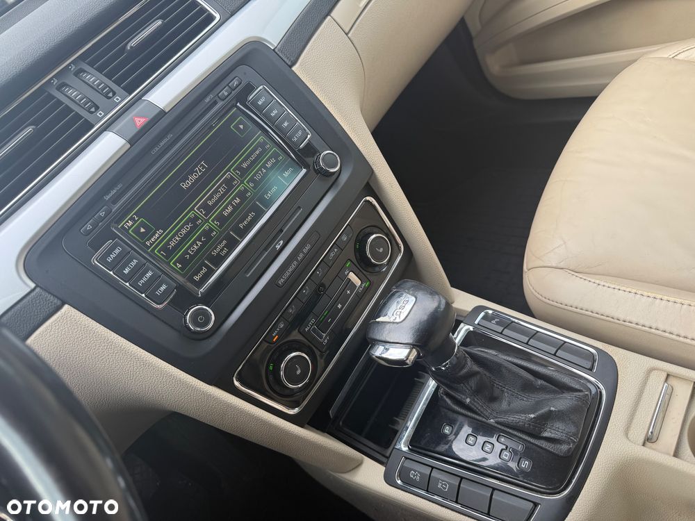 Skoda Superb 1.8 TSI Elegance DSG - 22