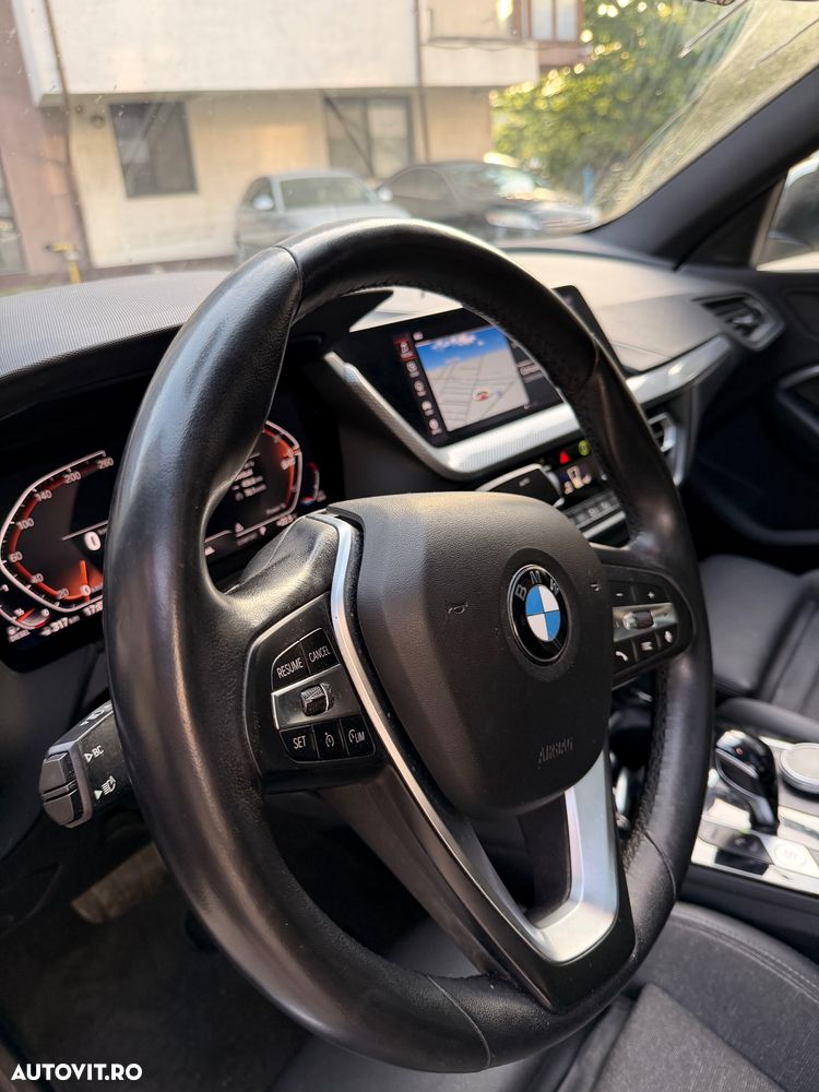 BMW 2 Series 2022 — imagine 6