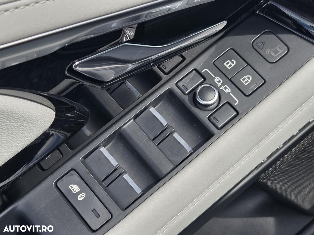 Land Rover Range Rover Evoque 2.0 D165 MHEV Dynamic SE - 29