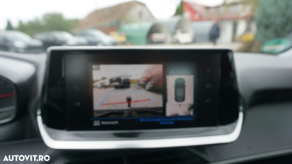 Peugeot 208 BlueHDi 100 GT - 28