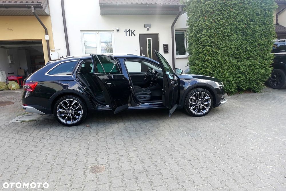 Skoda Superb 2.0 TSI 4x4 Scout DSG - 5
