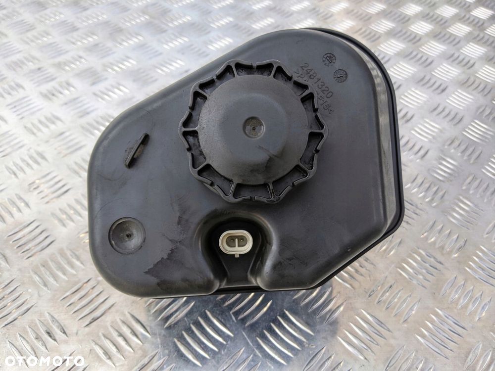 ZBIORNICZEK PŁYNU WSPOMAGANIA SCANIA NTG NOWY MODEL - 5