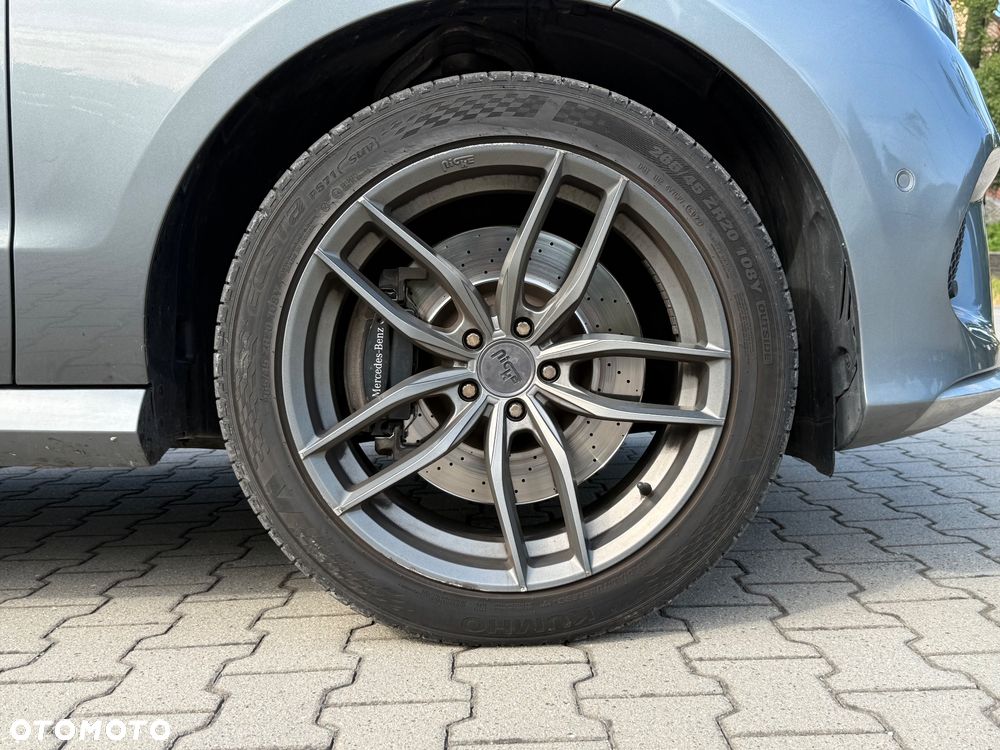 Mercedes-Benz GLE - 26