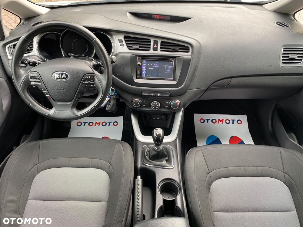 Kia Ceed 1.6 GDI Edition 7 - 12