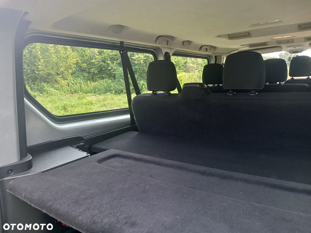 Renault Trafic Grand Passenger 3,0t Business - 21