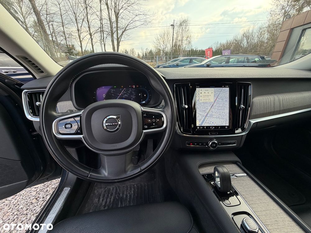 Volvo V90 Cross Country D5 AWD Pro - 32