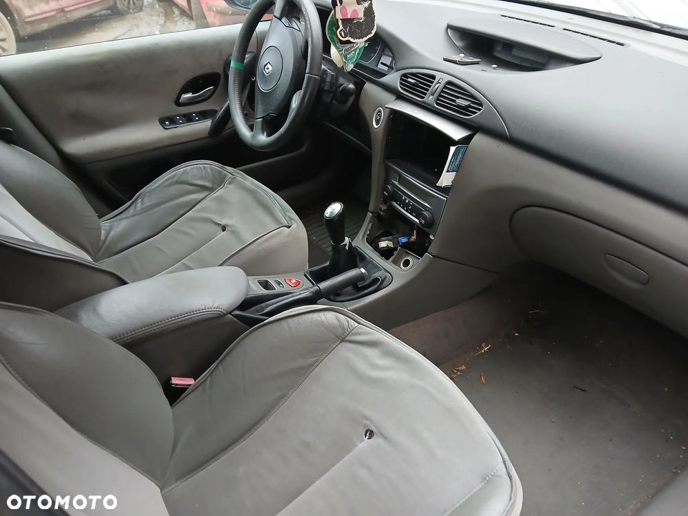 RENAULT LAFUNA ii KOMBI maska pokrywa silnika klapa bagażnika zderzak lampa reflektor pas przedni stop lampy halogeny przeciwmgłowe odblaski grill atrapa znaczek błotnik - 3