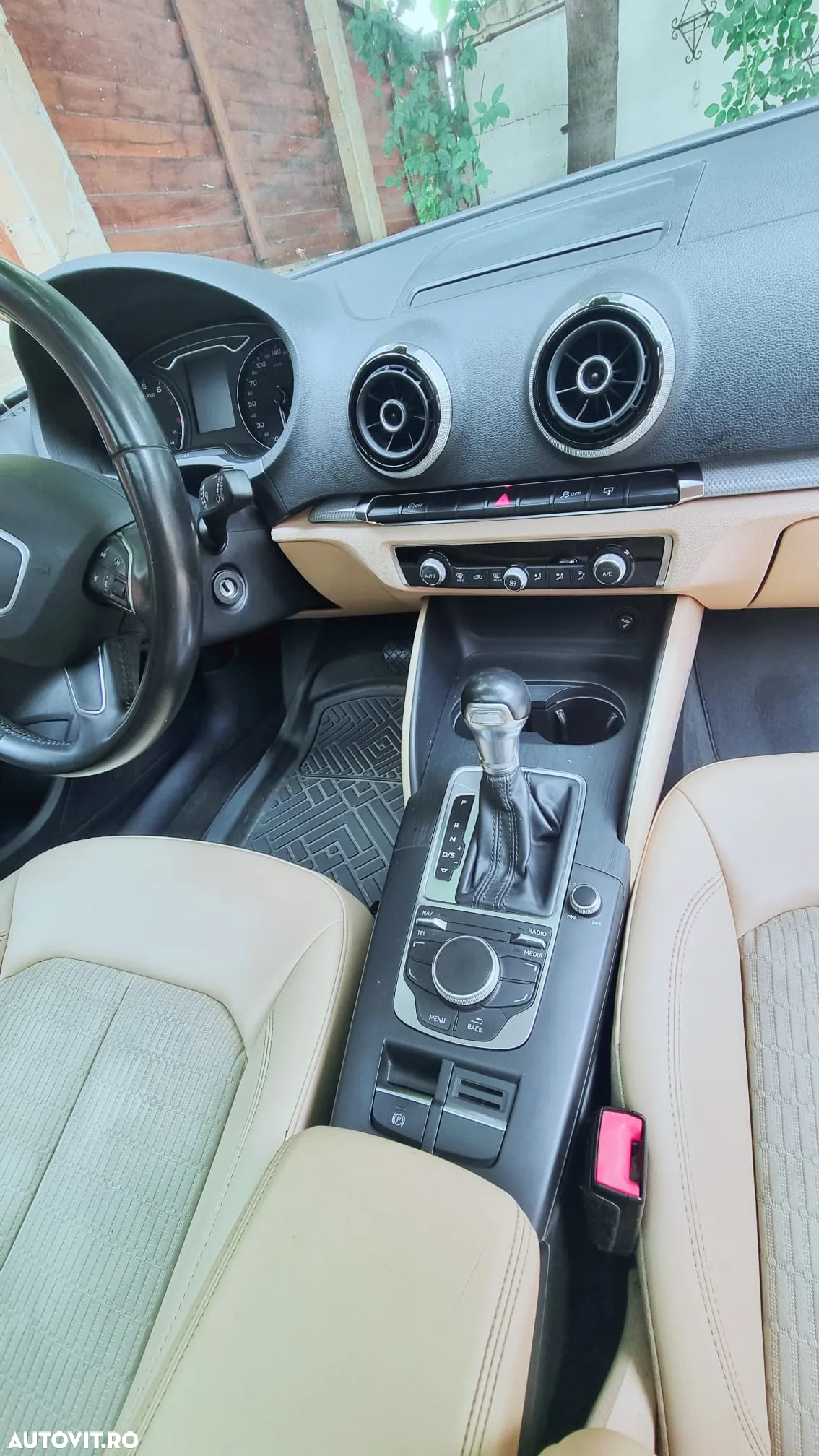 Audi A3 Sportback 1.4 TFSI Stronic Ambition - 5