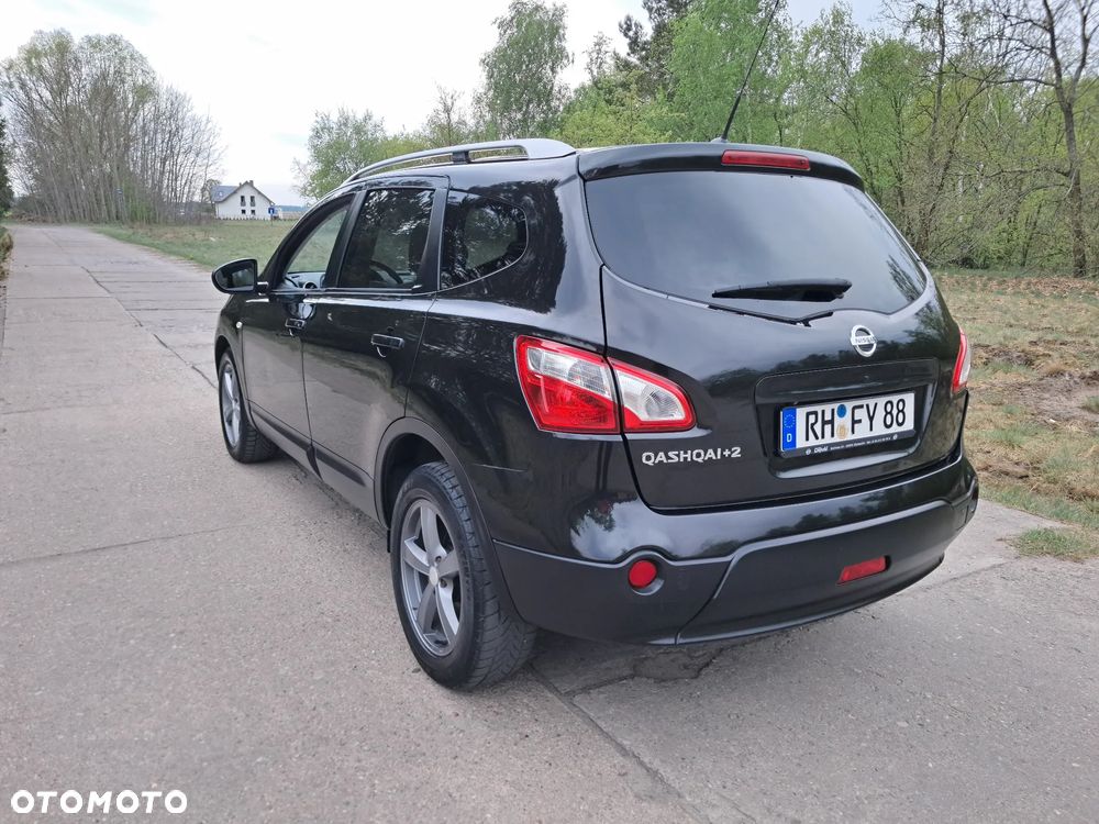 Nissan Qashqai+2 2.0 4x4 Tekna Premium - 8