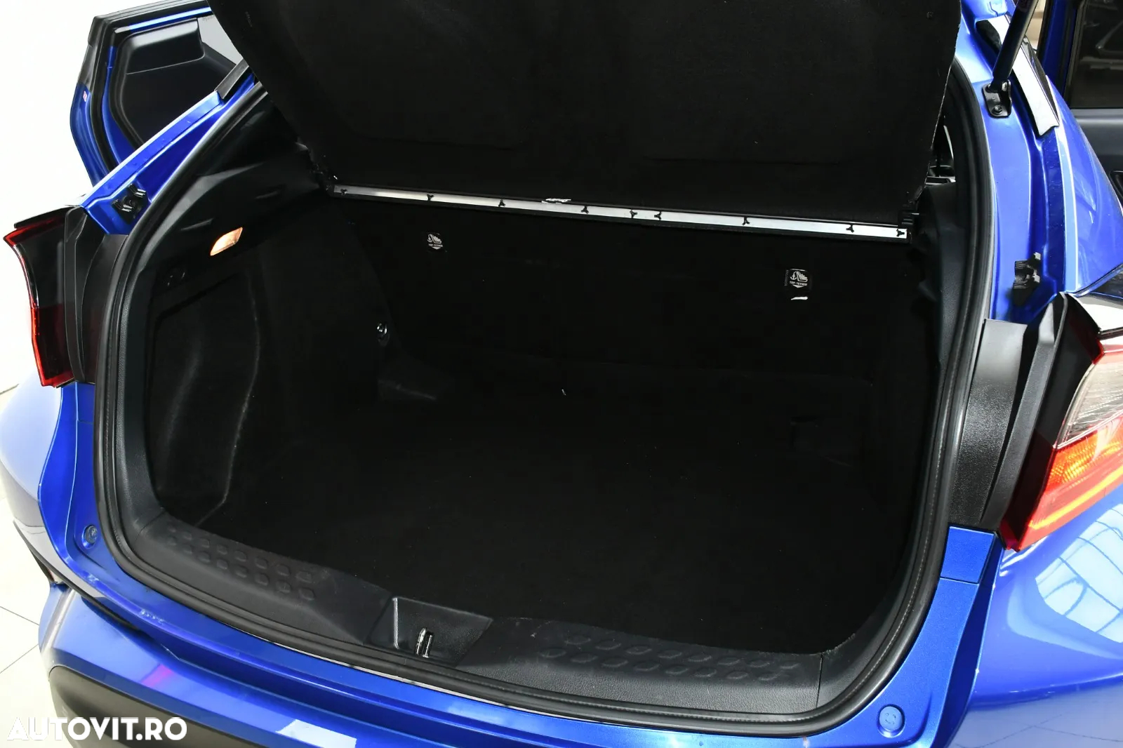 Toyota C-HR - 19