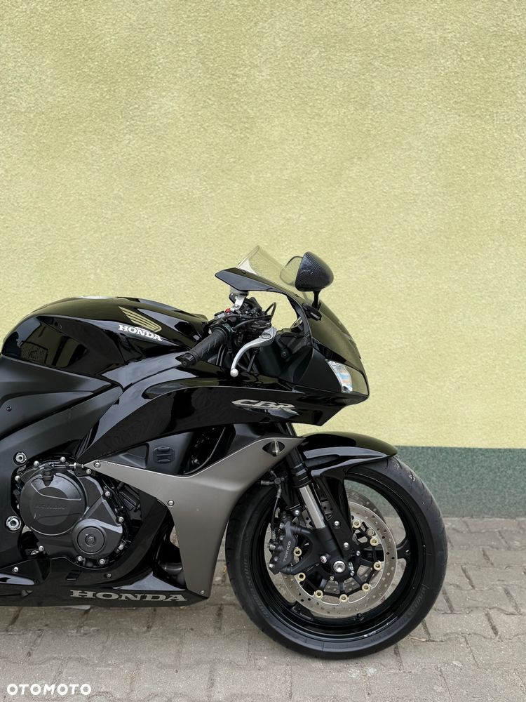 Honda CBR - 6