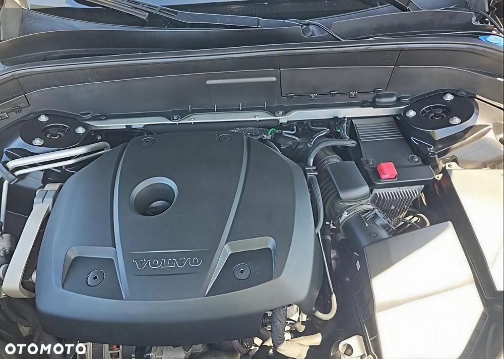 Volvo XC 90 - 19