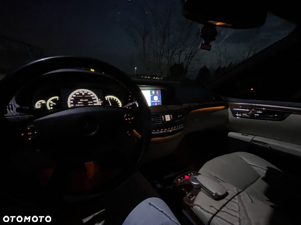 Mercedes-Benz Klasa S 350 7G-TRONIC - 24