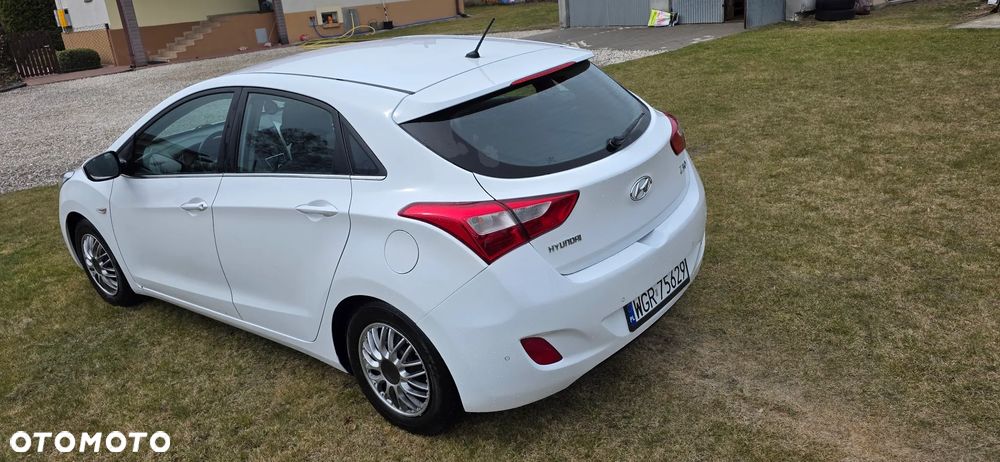 Hyundai i30 1.6 GDI BlueDrive Premium - 11