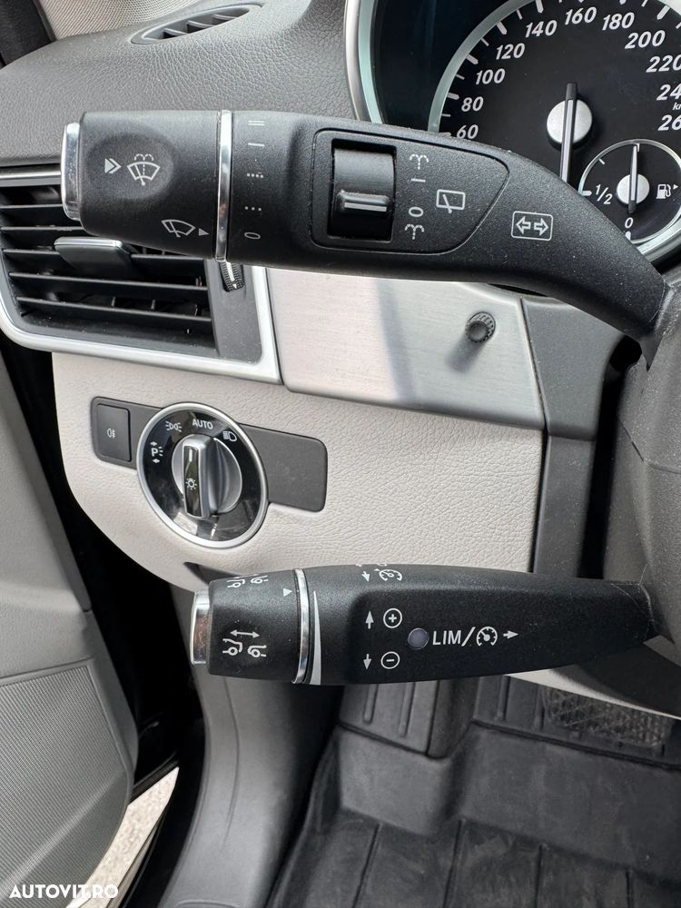 Mercedes-Benz ML 350 BlueTEC 4MATIC 7G-TRONIC - 23