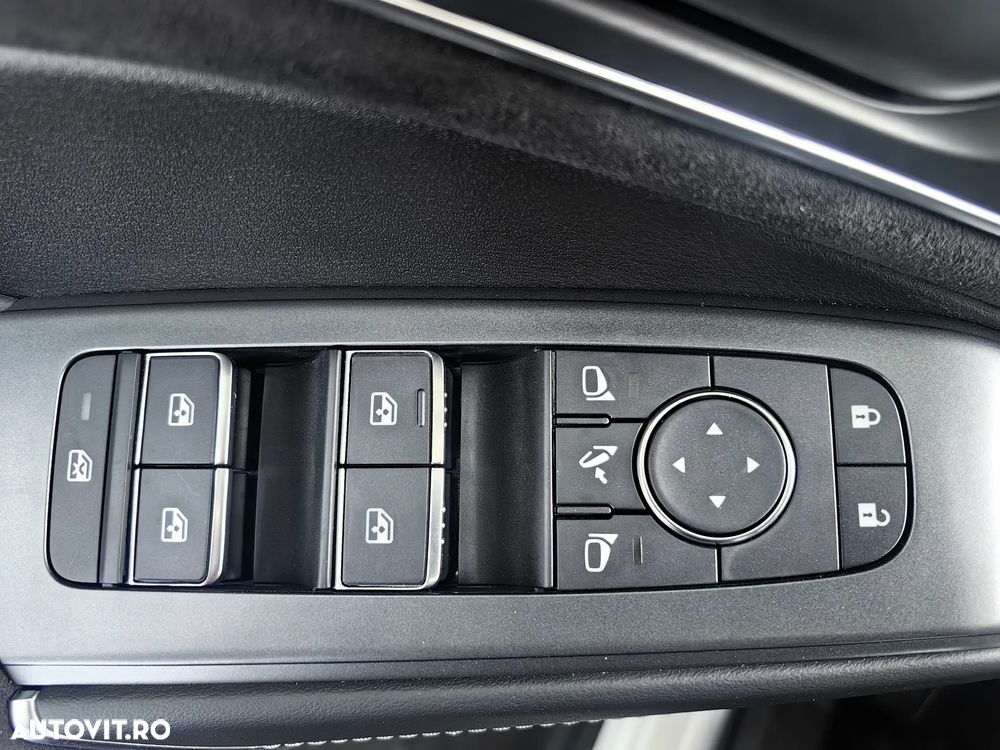 Nissan Qashqai 1.3 l 156CP X-Tronic 4WD MHEV Tekna Plus - 17