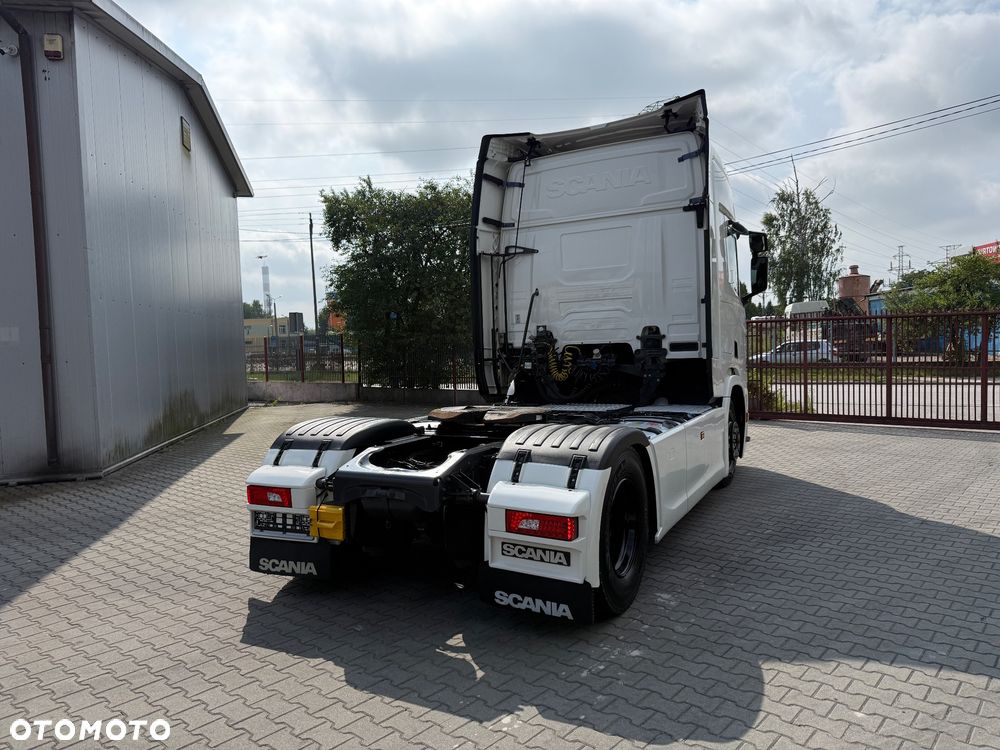 Scania - 8