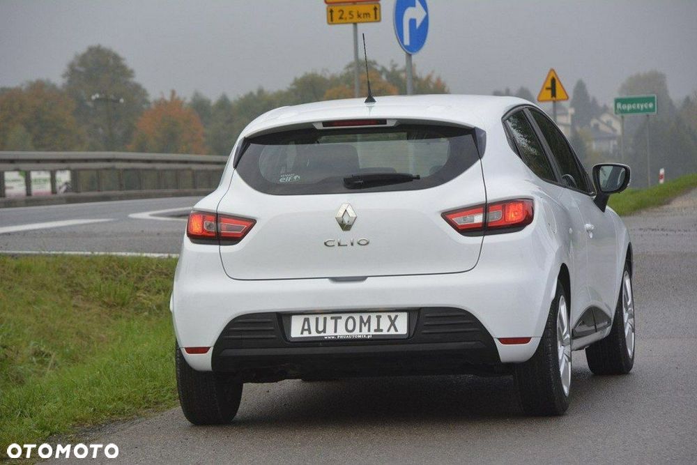 Renault Clio - 8