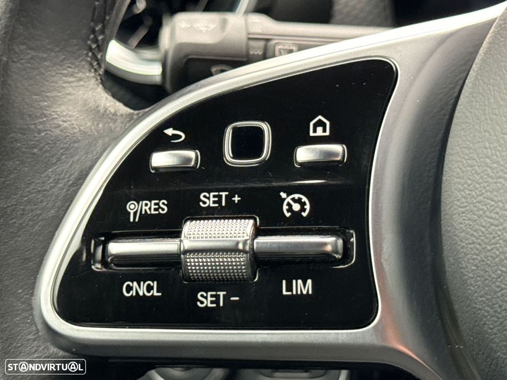 Mercedes-Benz CLA 250 - 21