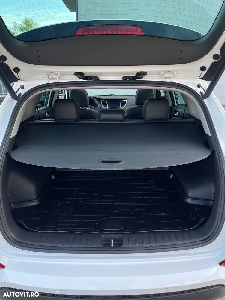 Hyundai Tucson blue 1.7 CRDi 2WD DCT Premium - 14