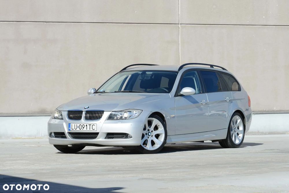 BMW Seria 3 320d Touring - 4