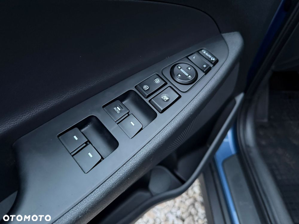 Hyundai Tucson 1.7 CRDI BlueDrive Comfort 2WD - 21