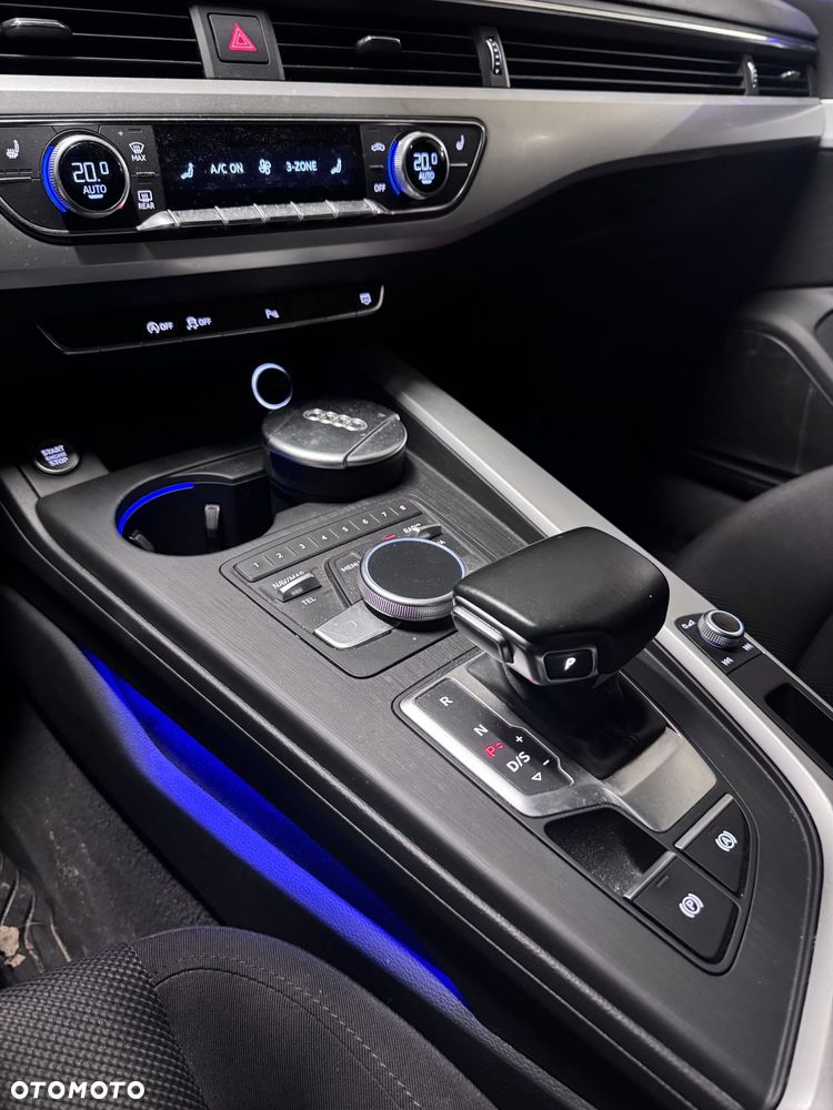 Audi A4 Limousine - 24