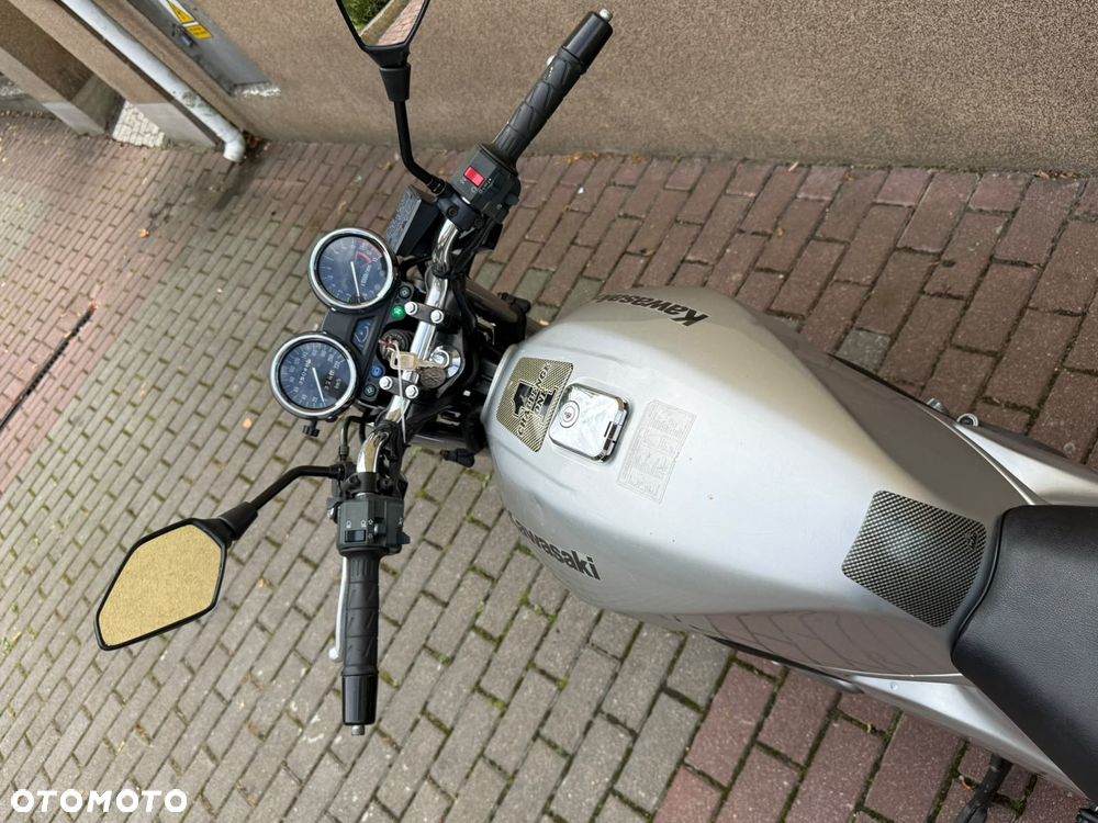 Kawasaki ER - 9