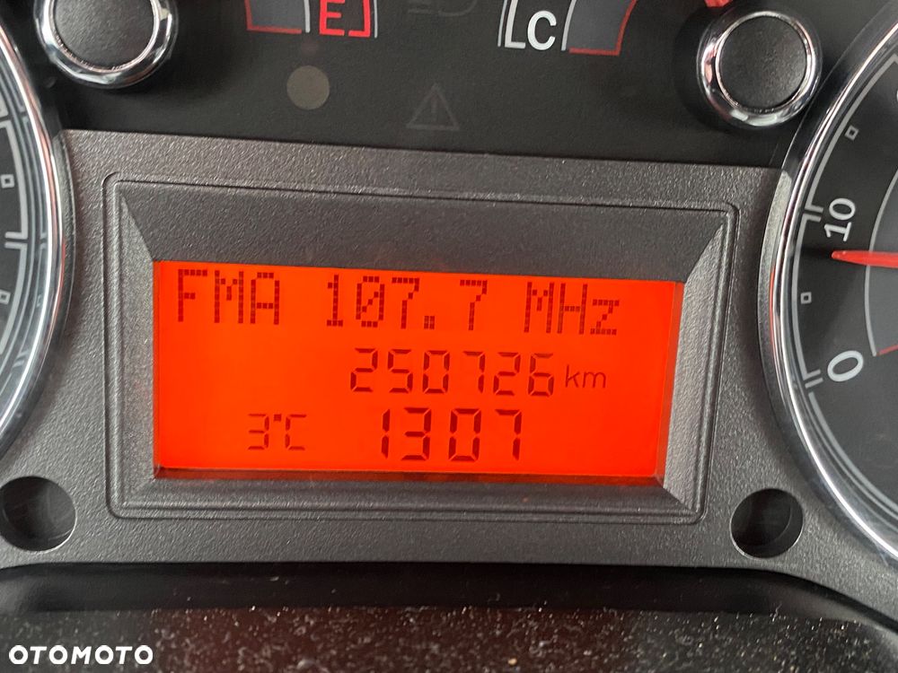 Fiat Linea 1.4 Dynamic - 13