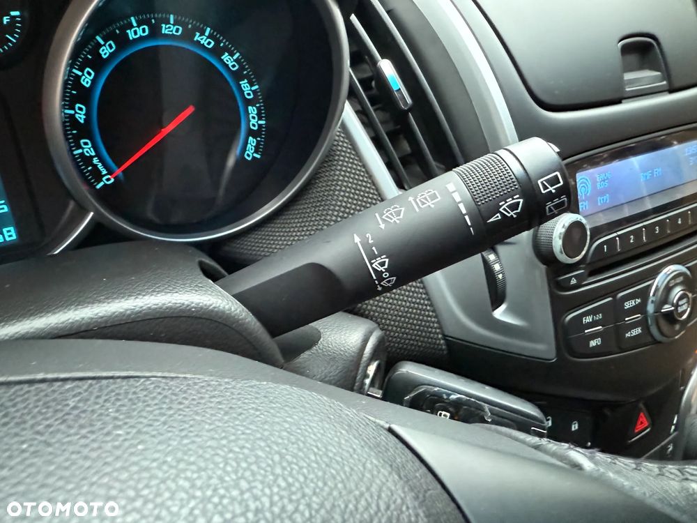 Chevrolet Cruze 1.6 LT - 24