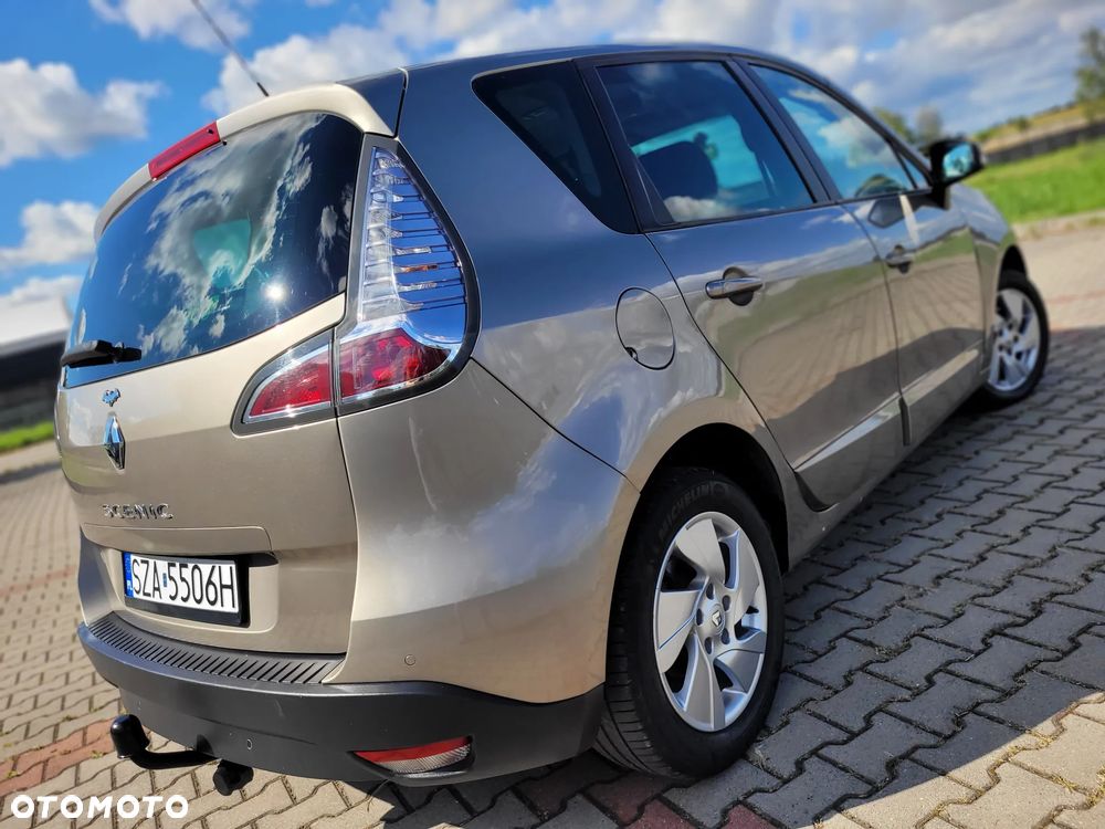 Renault Scenic 1.6 16V 110 TomTom Edition - 39