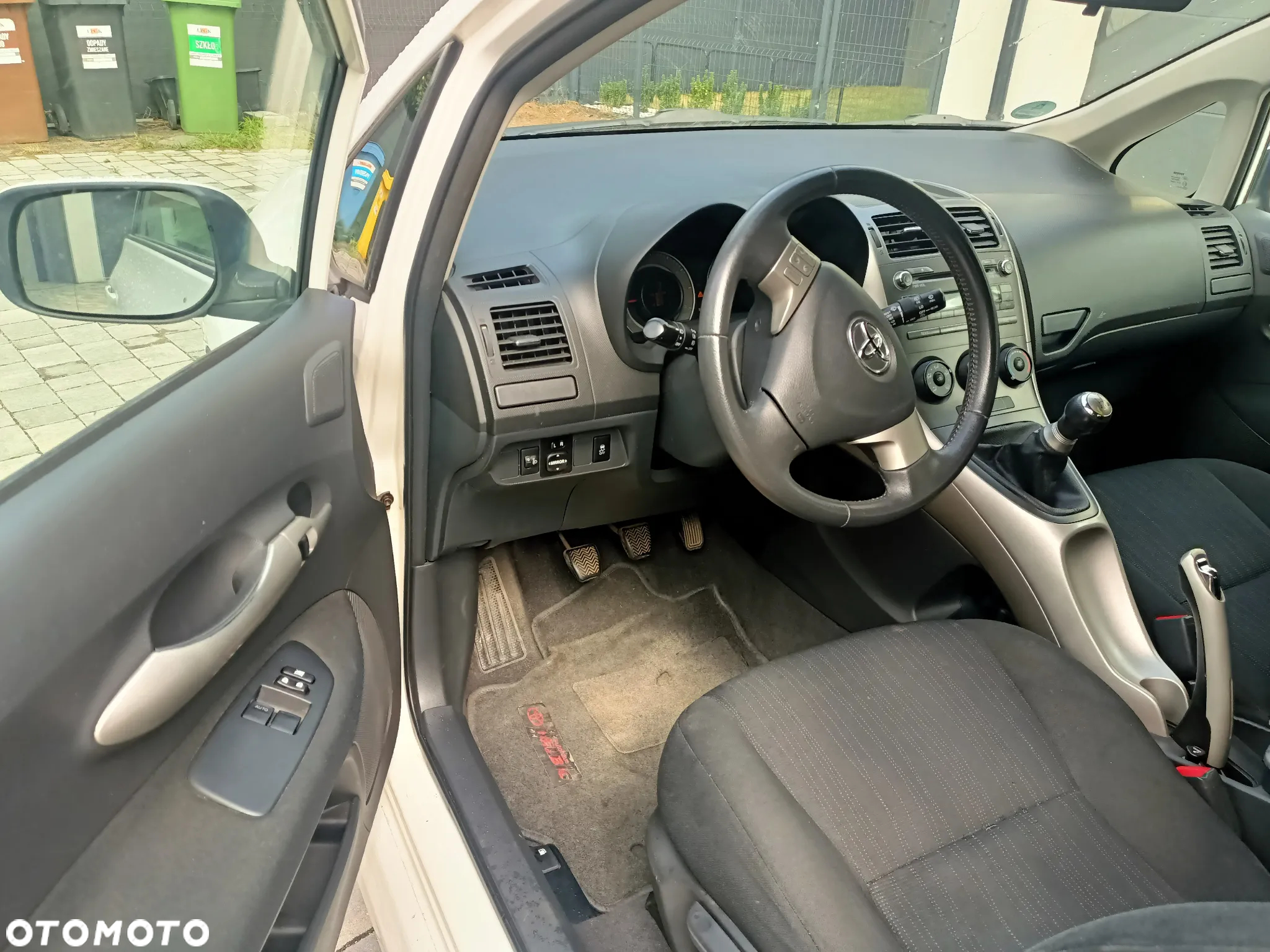 Toyota Auris - 10