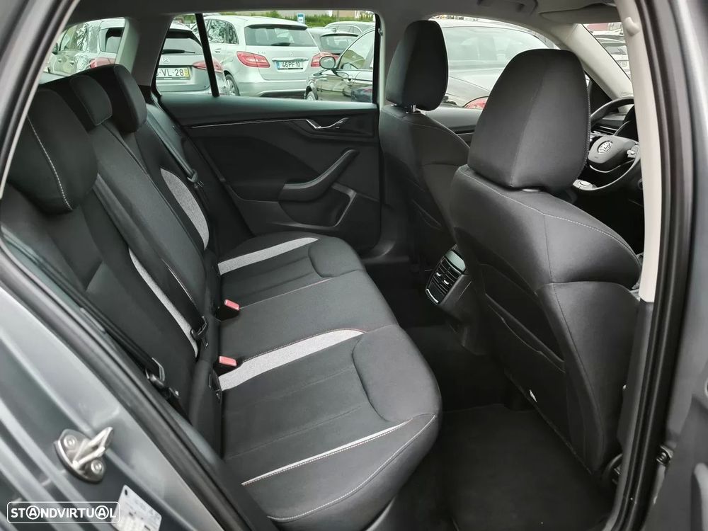 Skoda Scala 1.0 TSI Ambition DSG - 27