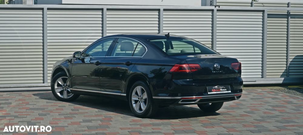Volkswagen Passat 2.0 TDI DSG Highline - 8