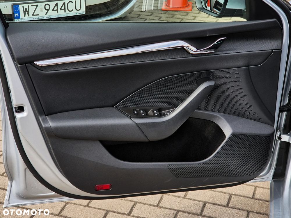 Skoda Octavia 2.0 TSI 4x4 Style DSG - 17