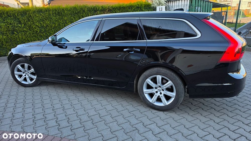 Volvo V90 D4 Geartronic Momentum - 22