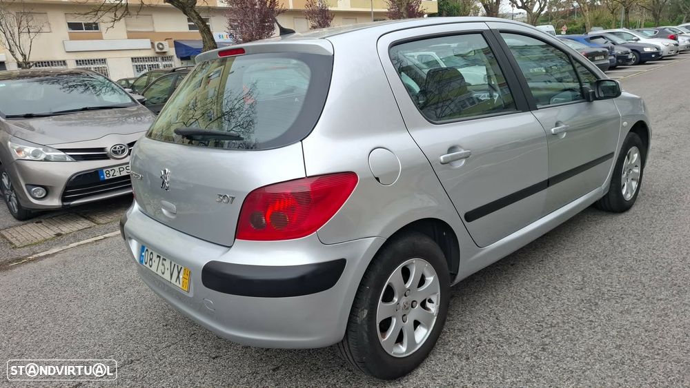 Peugeot 307 1.4 16V Premium - 6