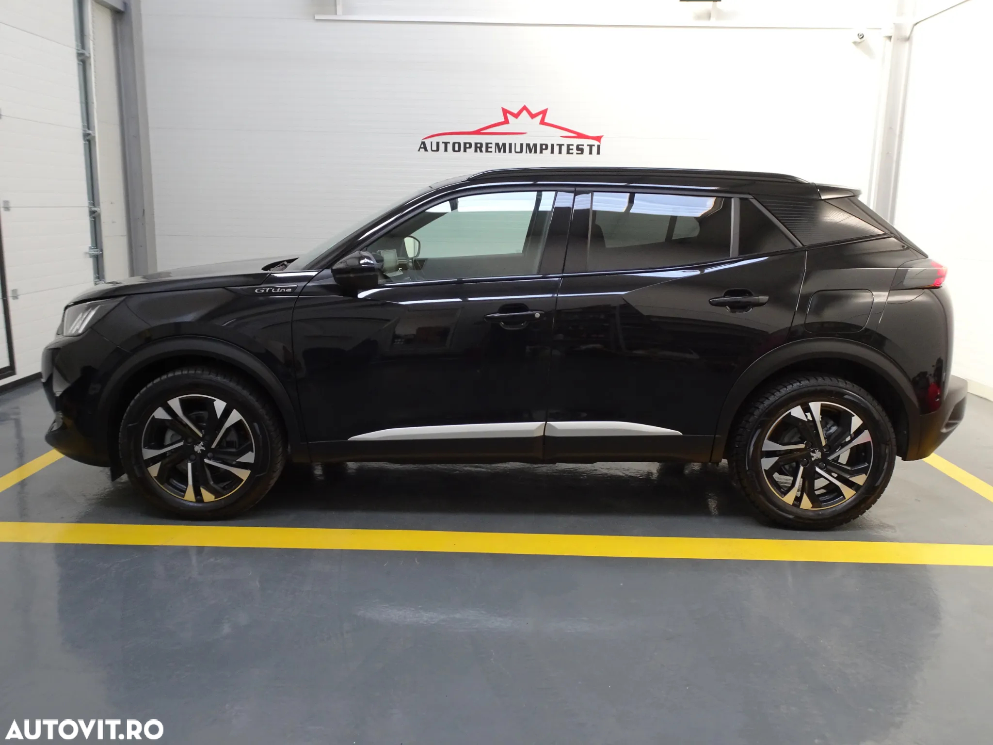 Peugeot 2008 1.2 PureTech Turbo S&S GT-Line - 14