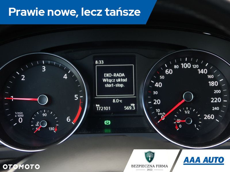 Volkswagen Passat - 12