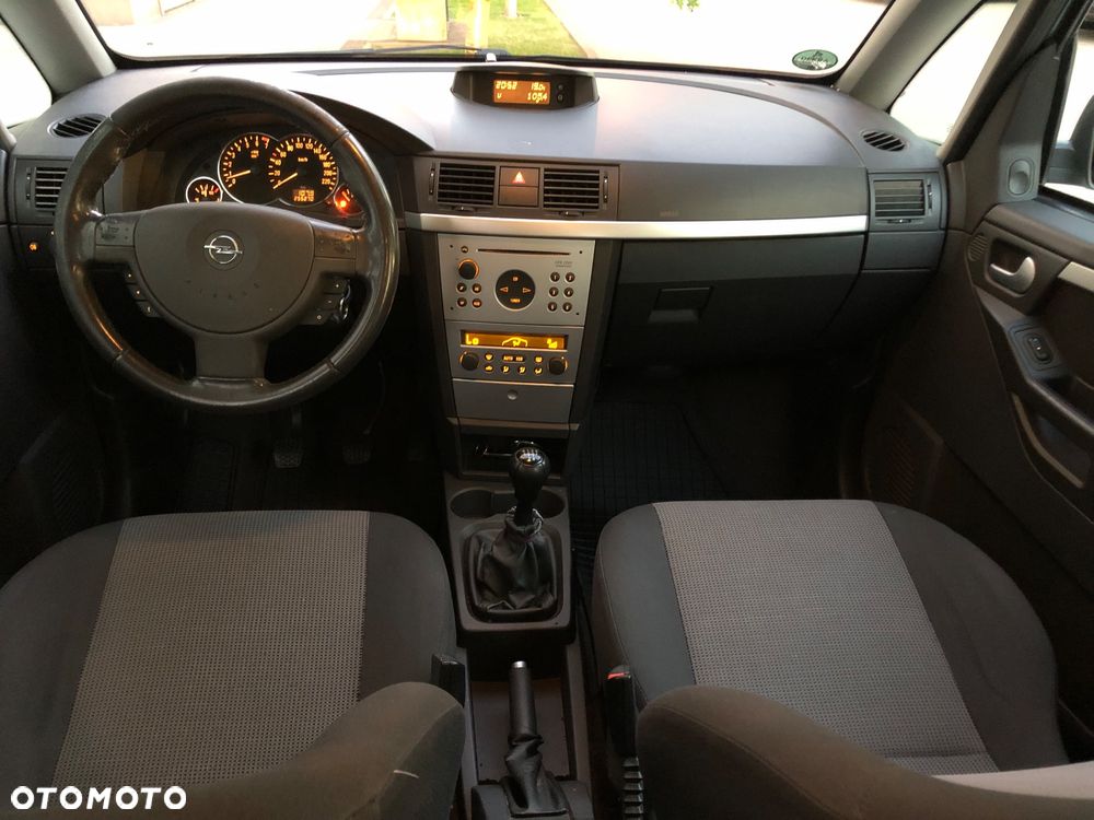 Opel Meriva 1.8 16V Enjoy - 24
