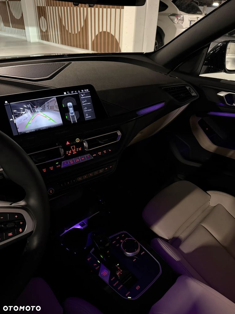 BMW Seria 2 218i M Sport - 24