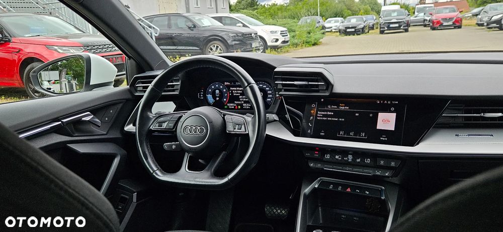 Audi A3 Limousine 1.5 TFSI Sport S tronic - 19