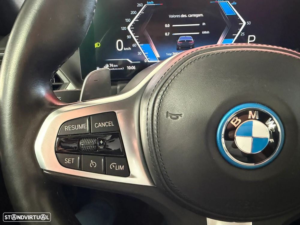BMW 330 e Aut. M Sport - 8