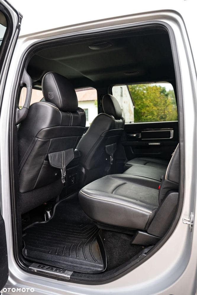 Dodge RAM 5.7 4x4 - 19