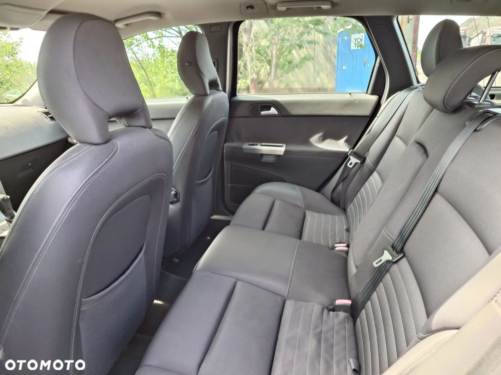 Volvo V50 1.6D - 8